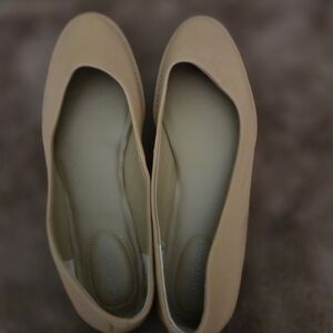 Adam Tucker leather neutral-biege Ballet Flats, sz 10
